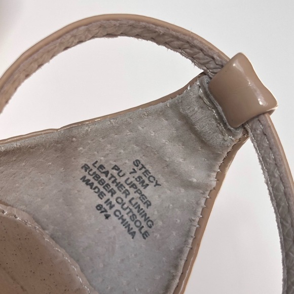 Steve Madden Stecy Nude Barley There Heels 7.5 - Picture 2 of 8